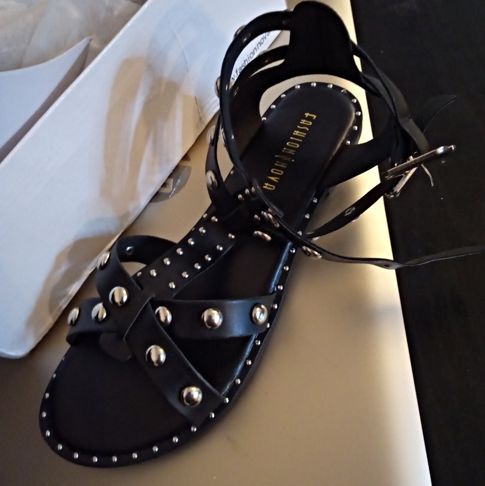 Fashion Nova check yourself sandals